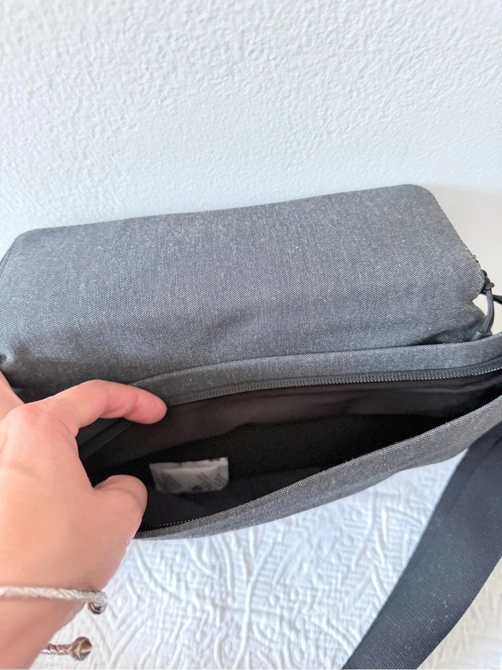DJI Mavic Air Shoulder Bag NWT Gray Carry Case Crossbody